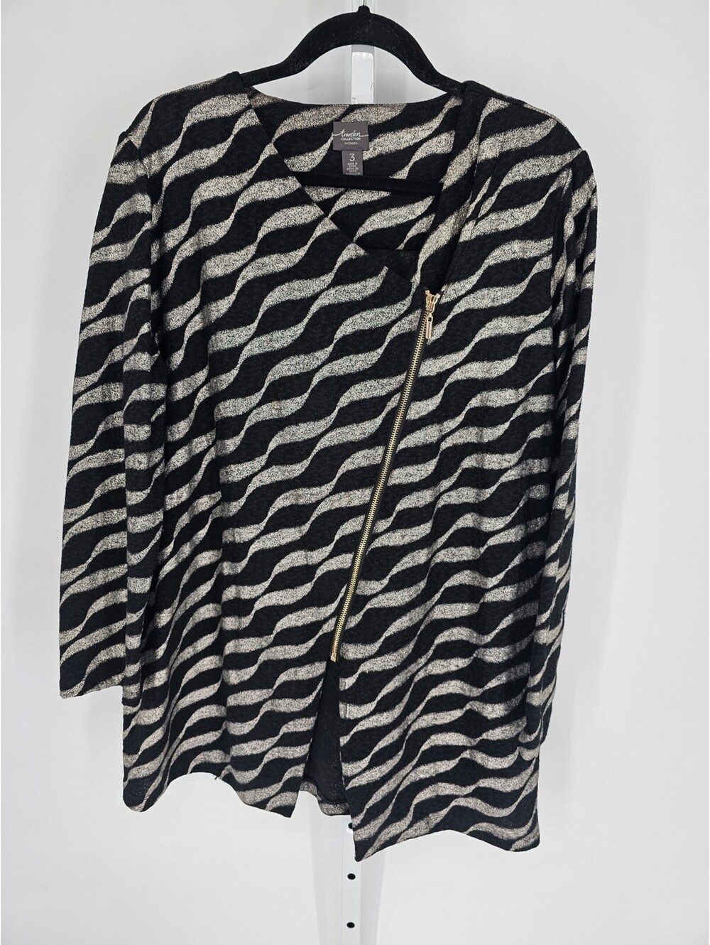 Travelers by Chico's Women's Black Silver Wrap Front Full Zip Cardigan Size 3